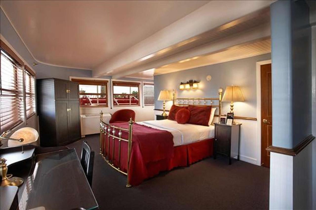 Delta King 3*
